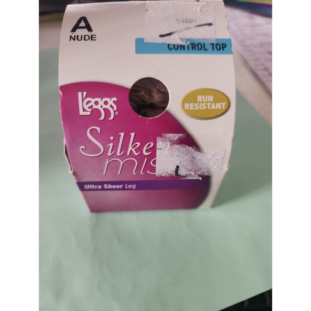 L'eggs Silken Mist Control Top Ultra Sheer Run Resistant NUDE Pantyhose Size A